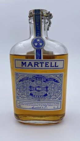 28   -  Martell Very Old Pale 3 Stars (finales 1940, principios 1950) (Spring Cup)