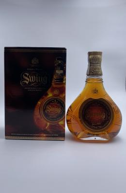 182   -  Johnnie Walker Swing (embotellado antiguo)