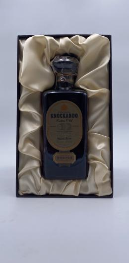 4   -  Knockando 1981 Extra-Old Reserve.