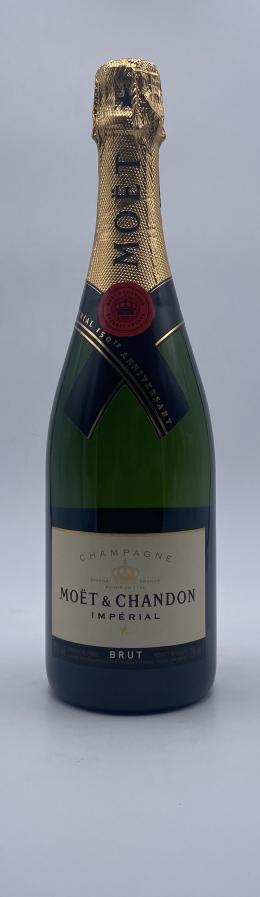 39   -  Moët & Chandon Brut Impérial, Edición del 150.º Aniversario